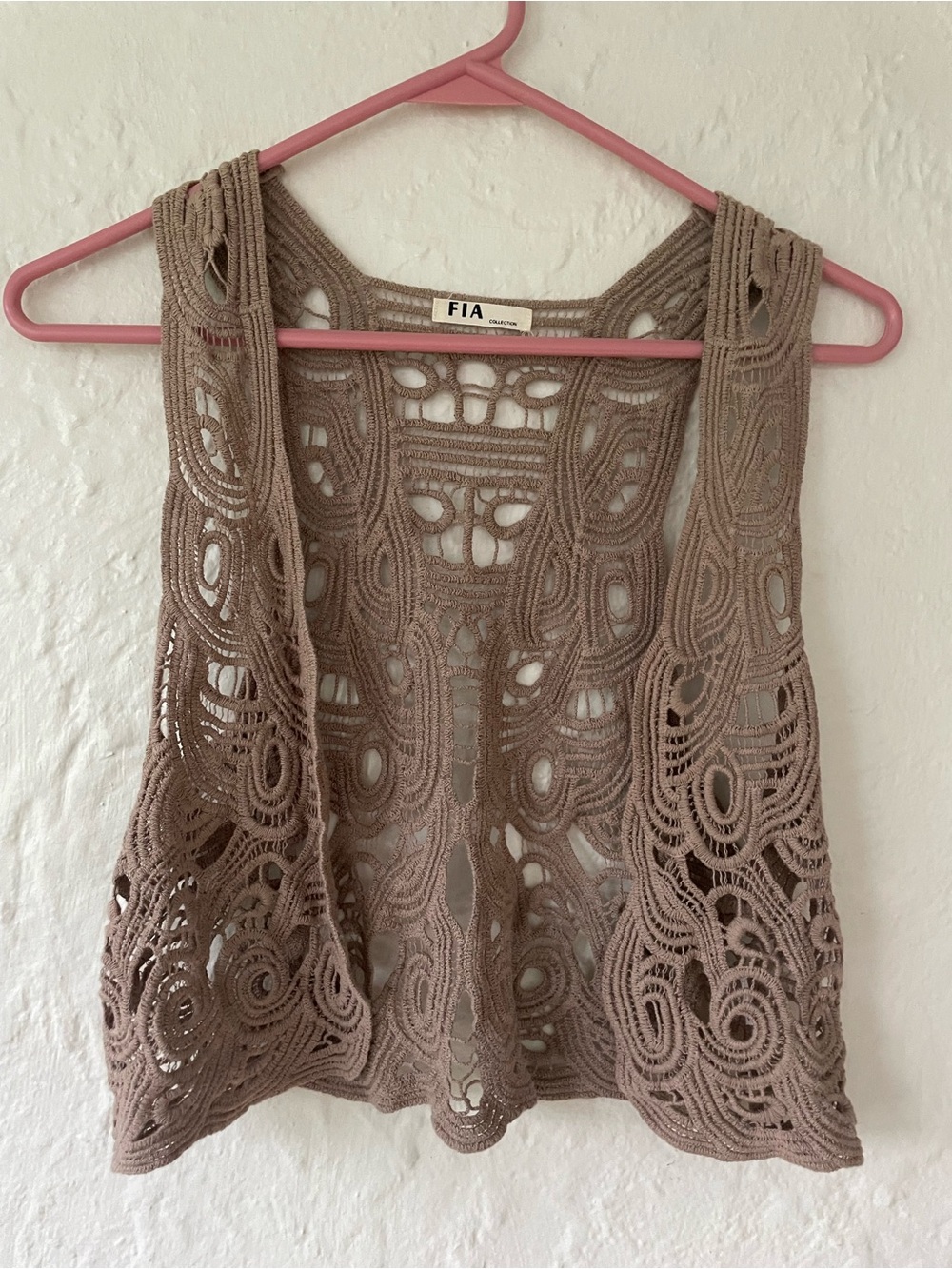 NWT FIA Collection tan women's crochet lace vest, intricate, open-front; size S
